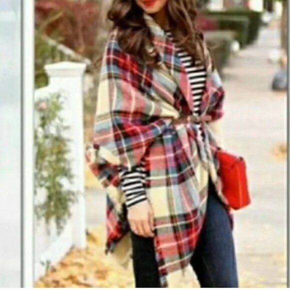 NWT ModCloth Lock & Key Tartan Plaid Fringe Blanket Scarf Wrap Cape Poncho Gift - Picture 6 of 7